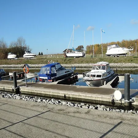 Topaz, House In Wapnica
